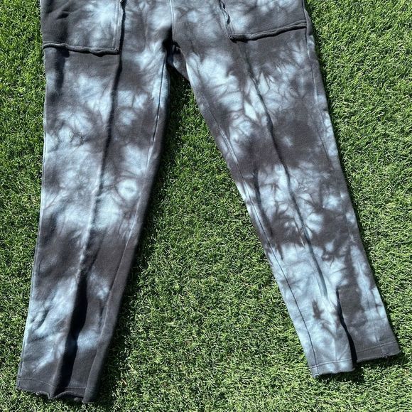 NEW Joy Lab High Rise Cropped Straight Leg Tie Dye Jogger Pants - Picture 5 of 9